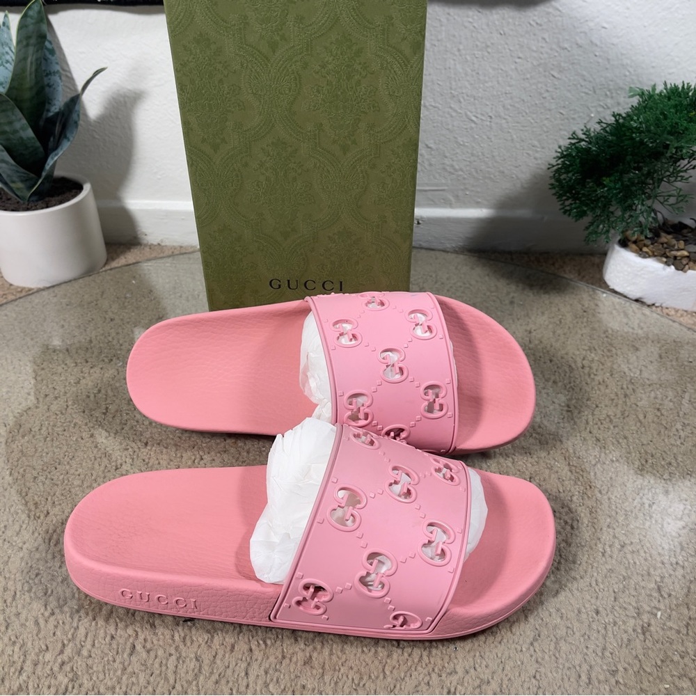 COPY - Pink Gucci Slides Size 8.5 Women’s